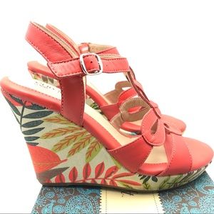 Eurosoft Orange Tropical Wedge Sandals, sz 7, w/ botanical leaf-print heels
